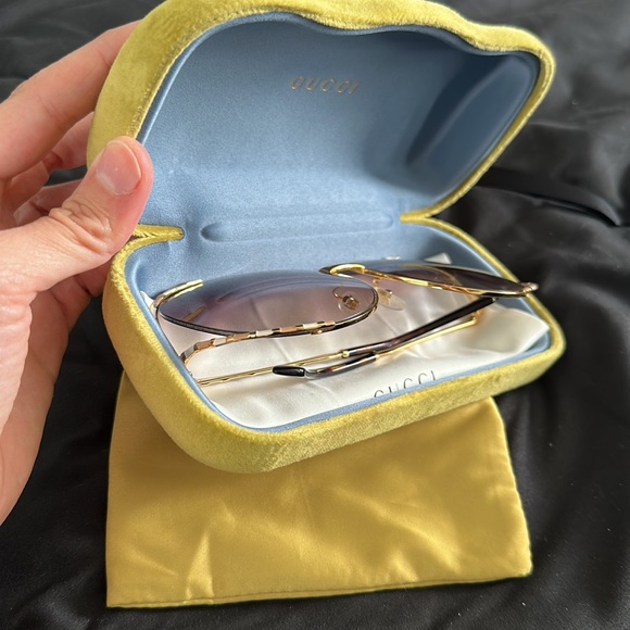 Gucci Interlocking G Logo Round Sunglasses main image 3